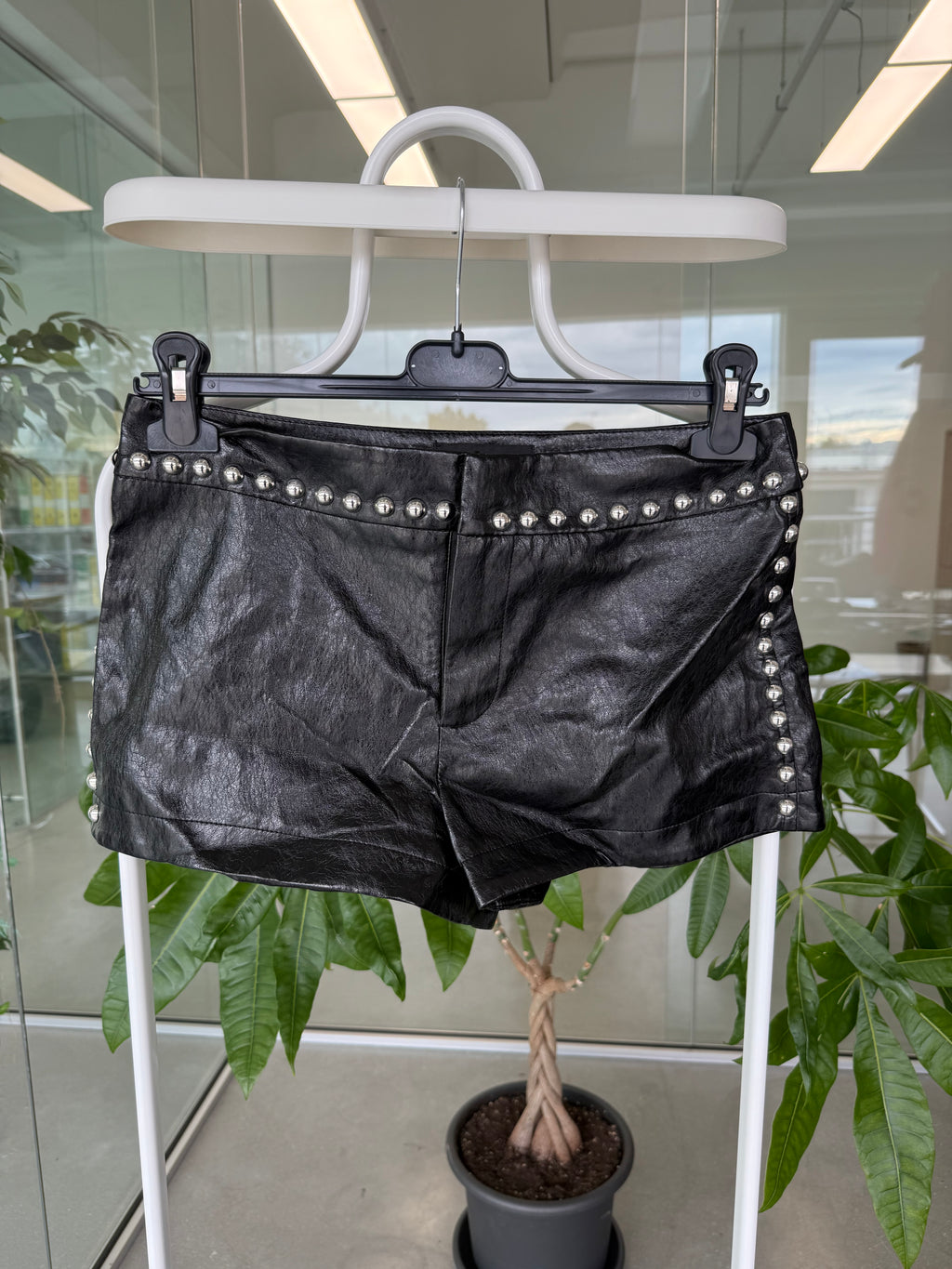 SHORTS ROCK CHERRY