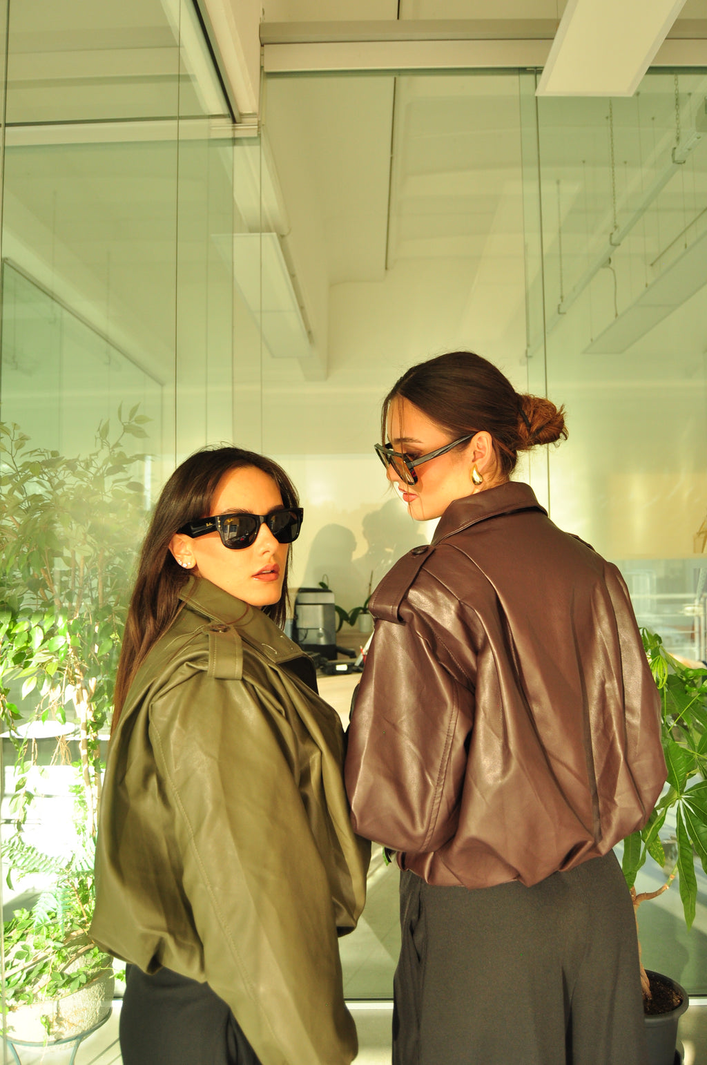 LEATHER BOMBER