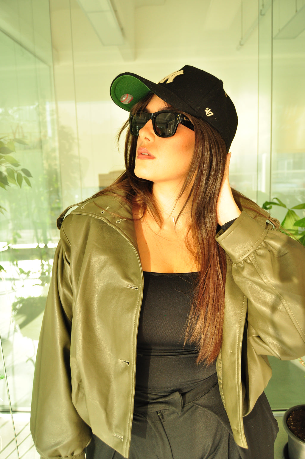 LEATHER BOMBER